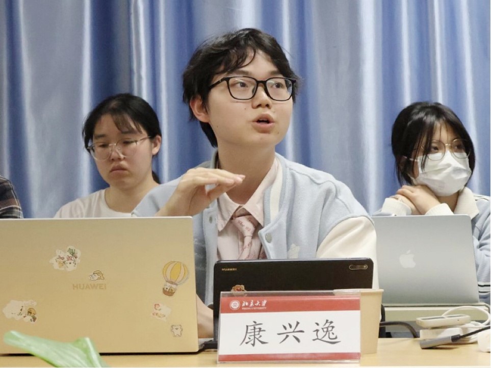 2康兴逸同学.jpg