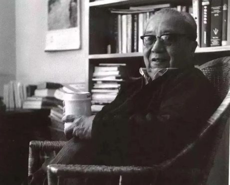 4977b5923a3afef034b4d955903fe039