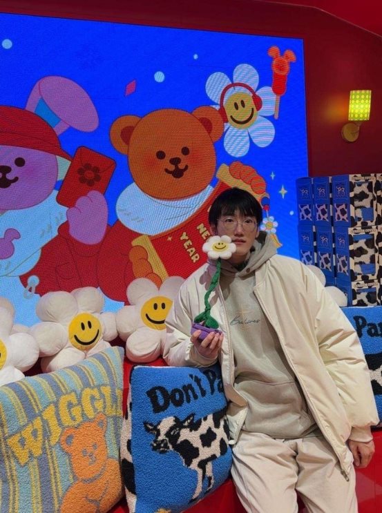 2401211933汤毅佑