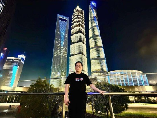 2401211925+吴尹航