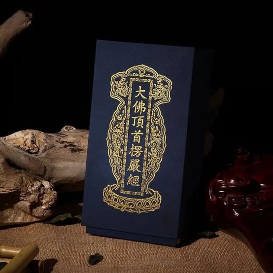 图片包含 游戏机
描述已自动生成